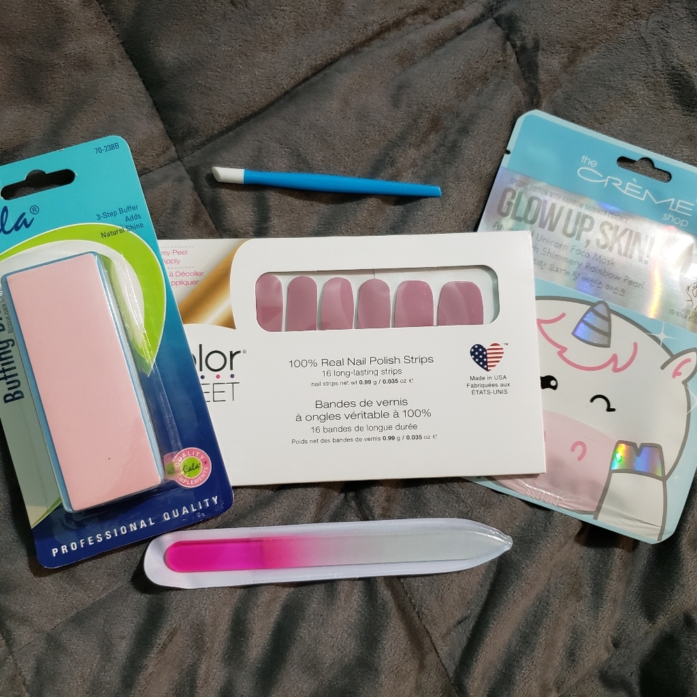 Colorstreet Bundle, Manchester Mauve Nail Strip
